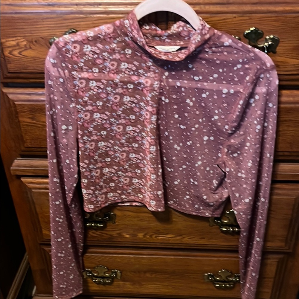 Aeropostale Pink Long Sleeve Crop Blouse
